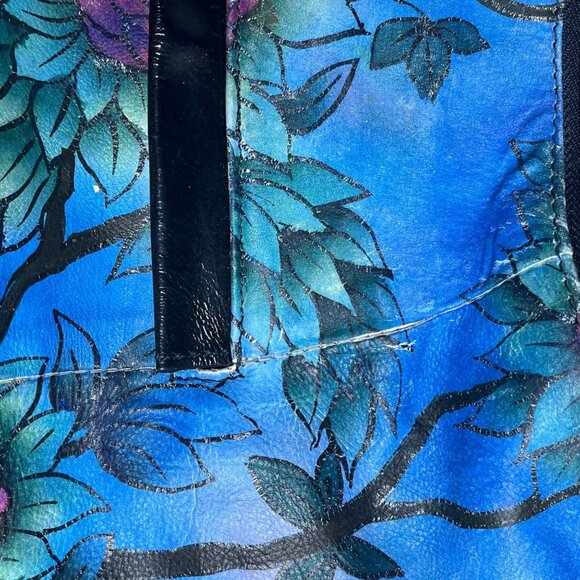 Artistic  Expression by sharif  Hand-Painted Leather Peacock Handbag with  Walle - Picture 4 of 16